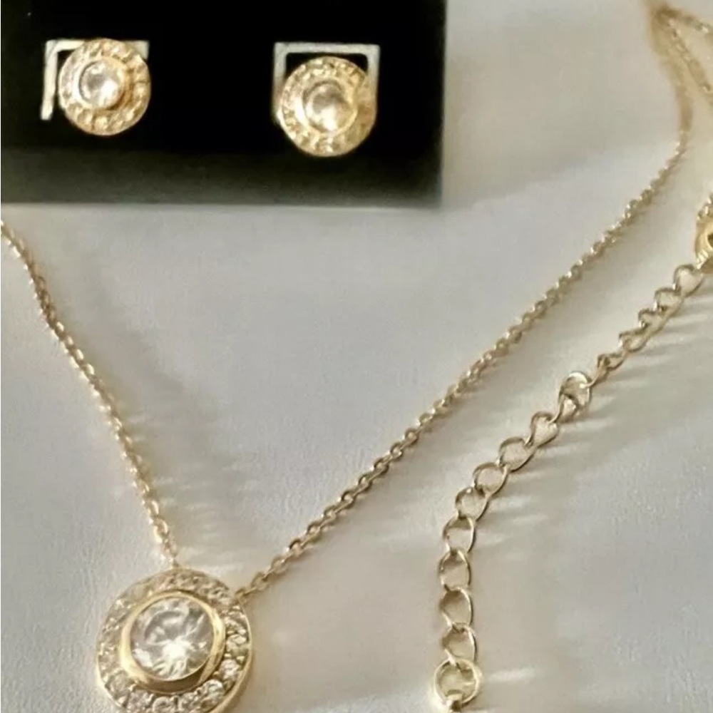 Halo Necklace Earrings Set Rhodium PL Gold-tone Clear Crystal